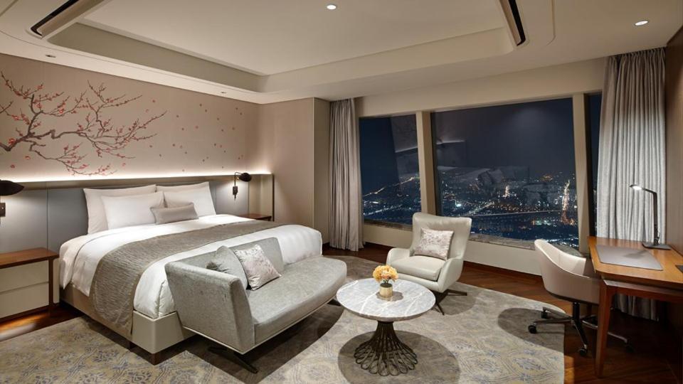 Hotel Teo Grand Near Delhi Airport 4*